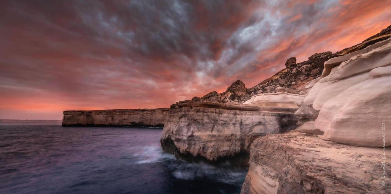 Sunrise Apt Near Beach Smarttv & Netflix Birżebbuġa Kültér fotó