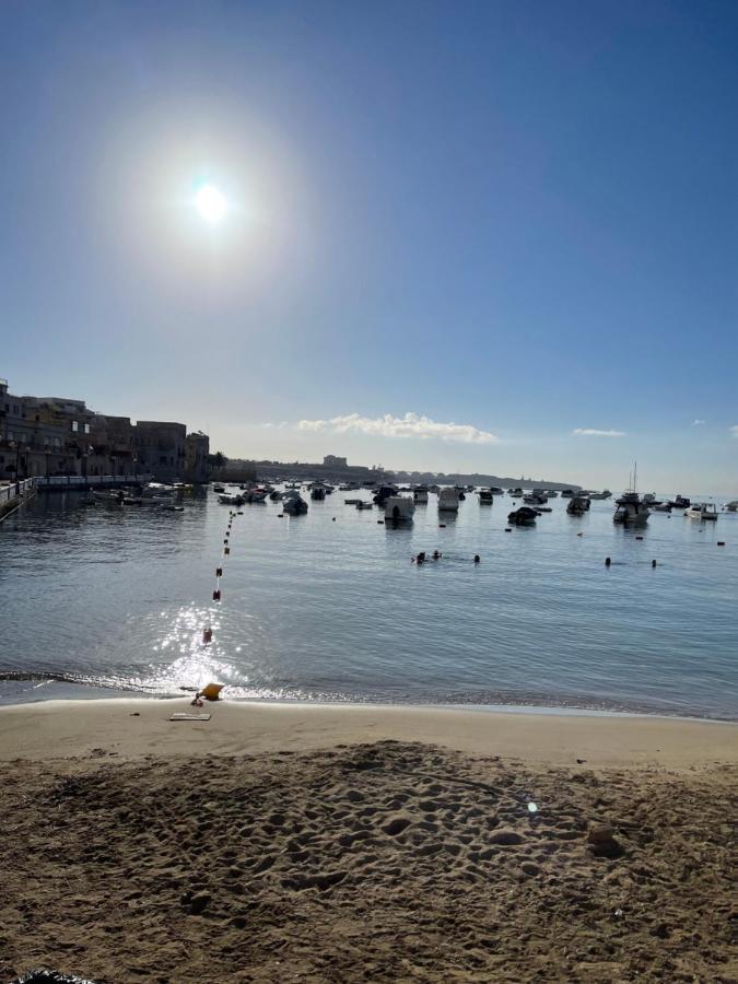 Sunrise Apt Near Beach Smarttv & Netflix Birżebbuġa Kültér fotó